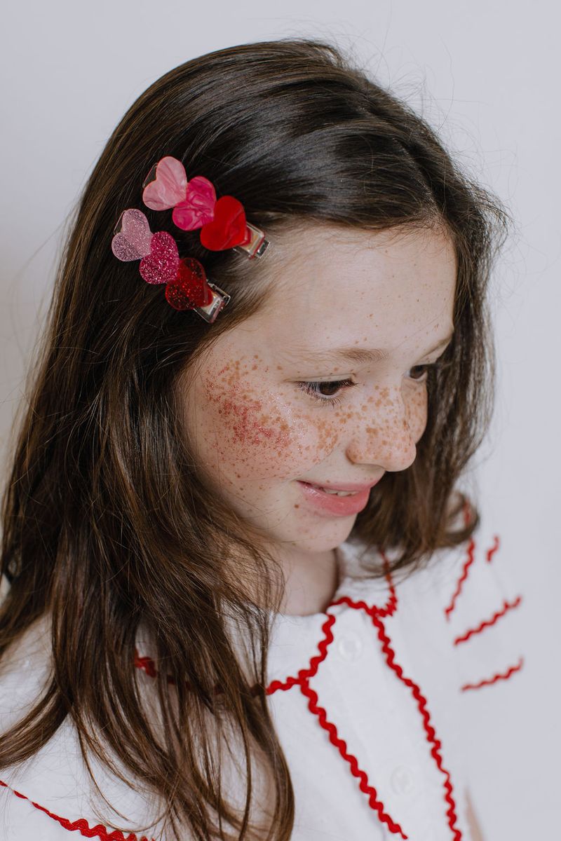 Hearts Glitter Pearlized Red Shades Hair Clips